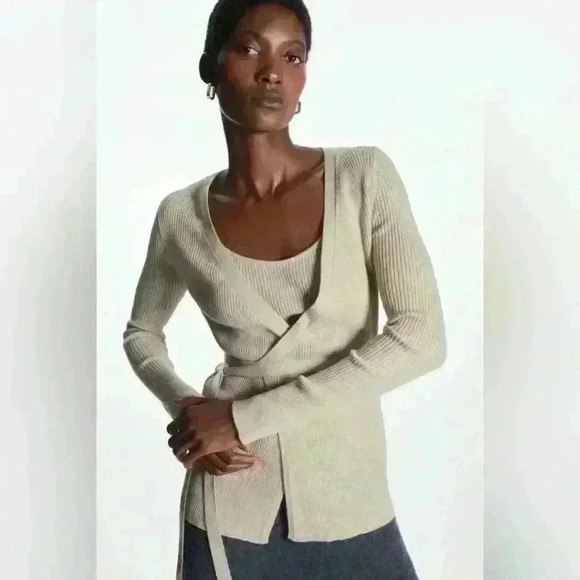 COS Belt Cardigan 💯 Wool NWT Size L - Picture 11 of 12